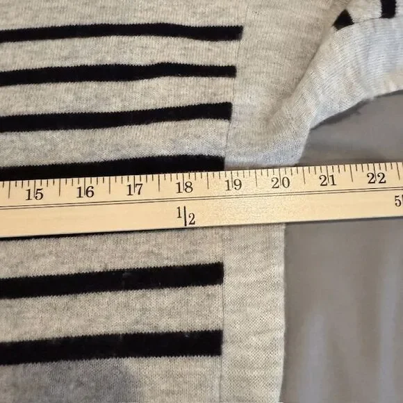 Vince Cashmere Striped Sweater Gray Black Wide Neck Long Sleeve Oversized XS